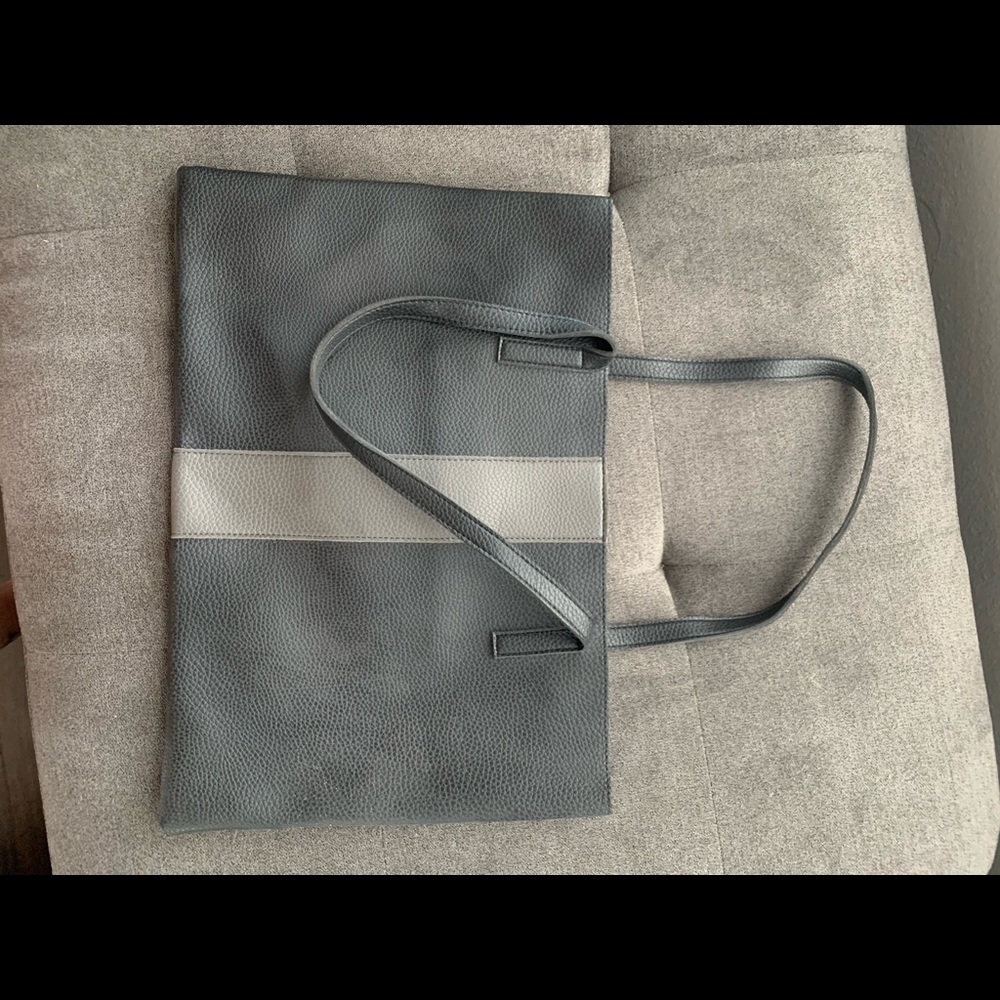Black Simple Handbag